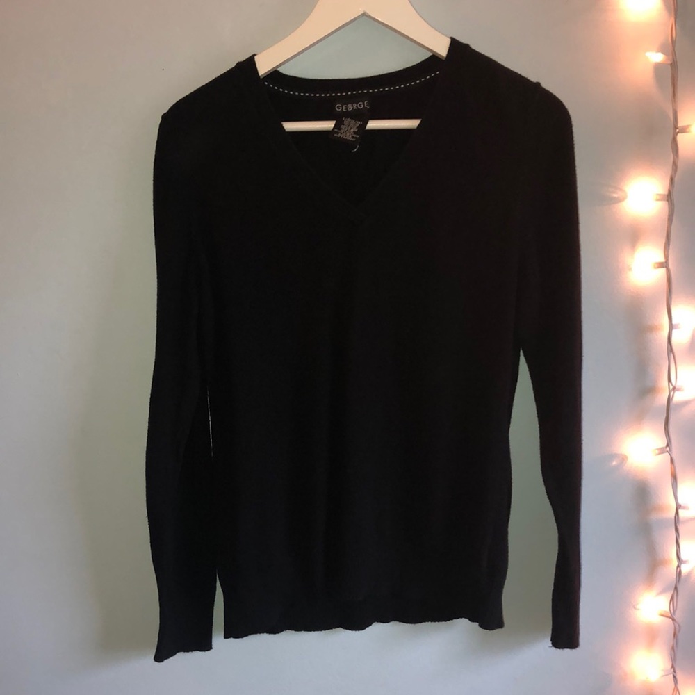 ☀️5/$25 George | Vintage Black V Neck Soft Sweater